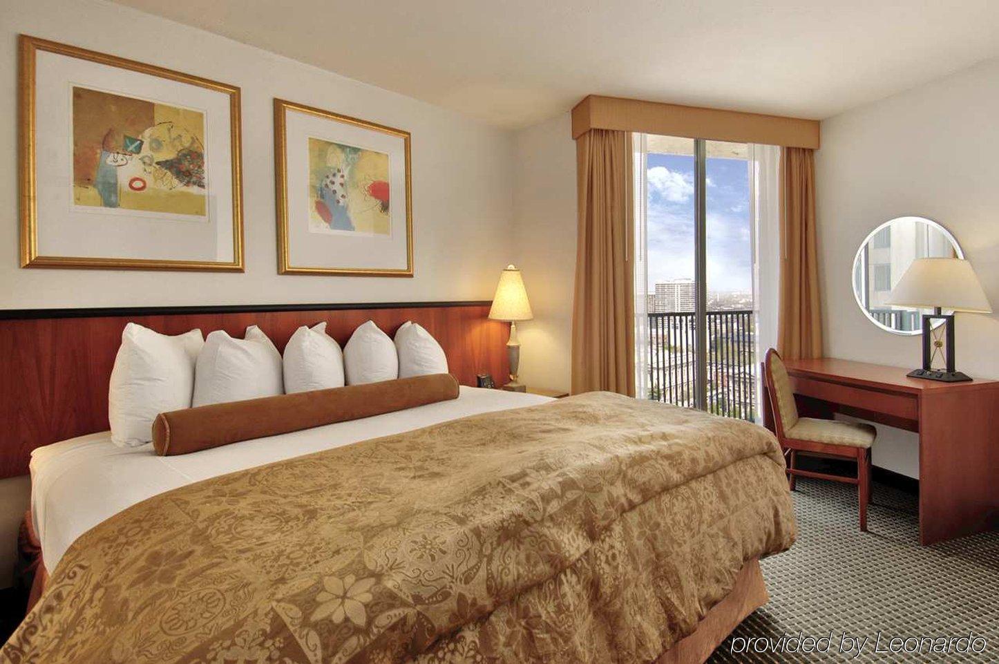 Embassy Suites Philadelphia - Center City 객실 사진