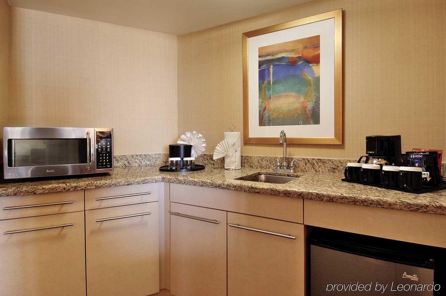 Embassy Suites Philadelphia - Center City 객실 사진