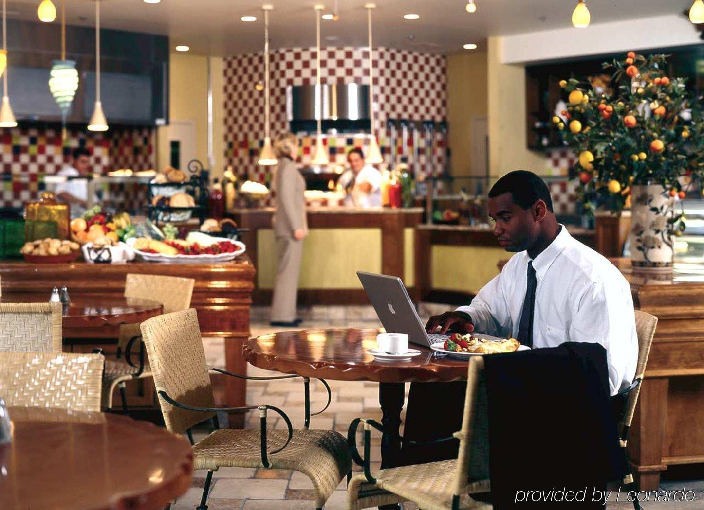 Embassy Suites Philadelphia - Center City 레스토랑 사진
