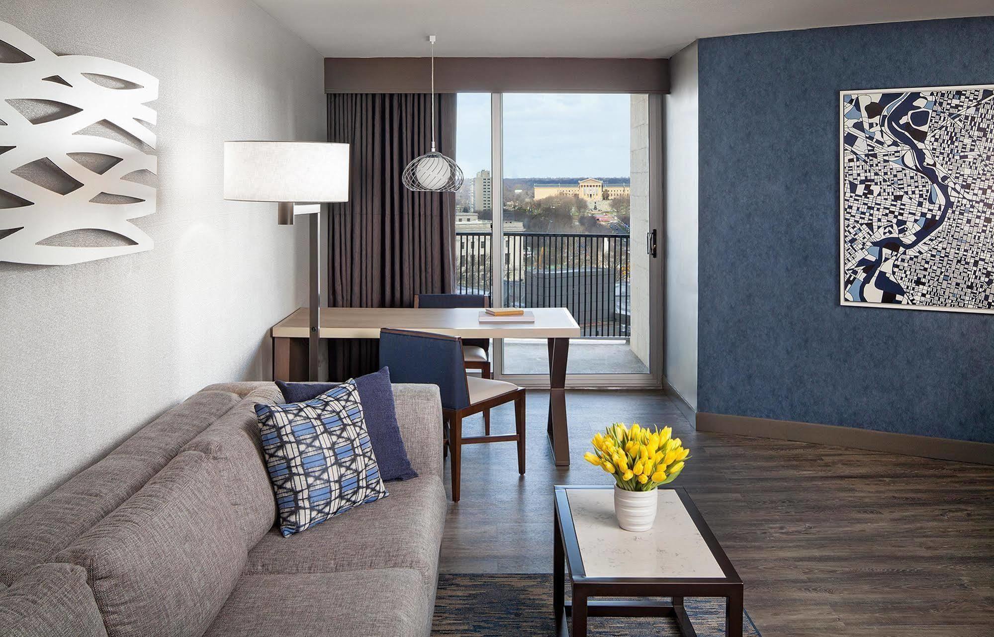 Embassy Suites Philadelphia - Center City 외부 사진