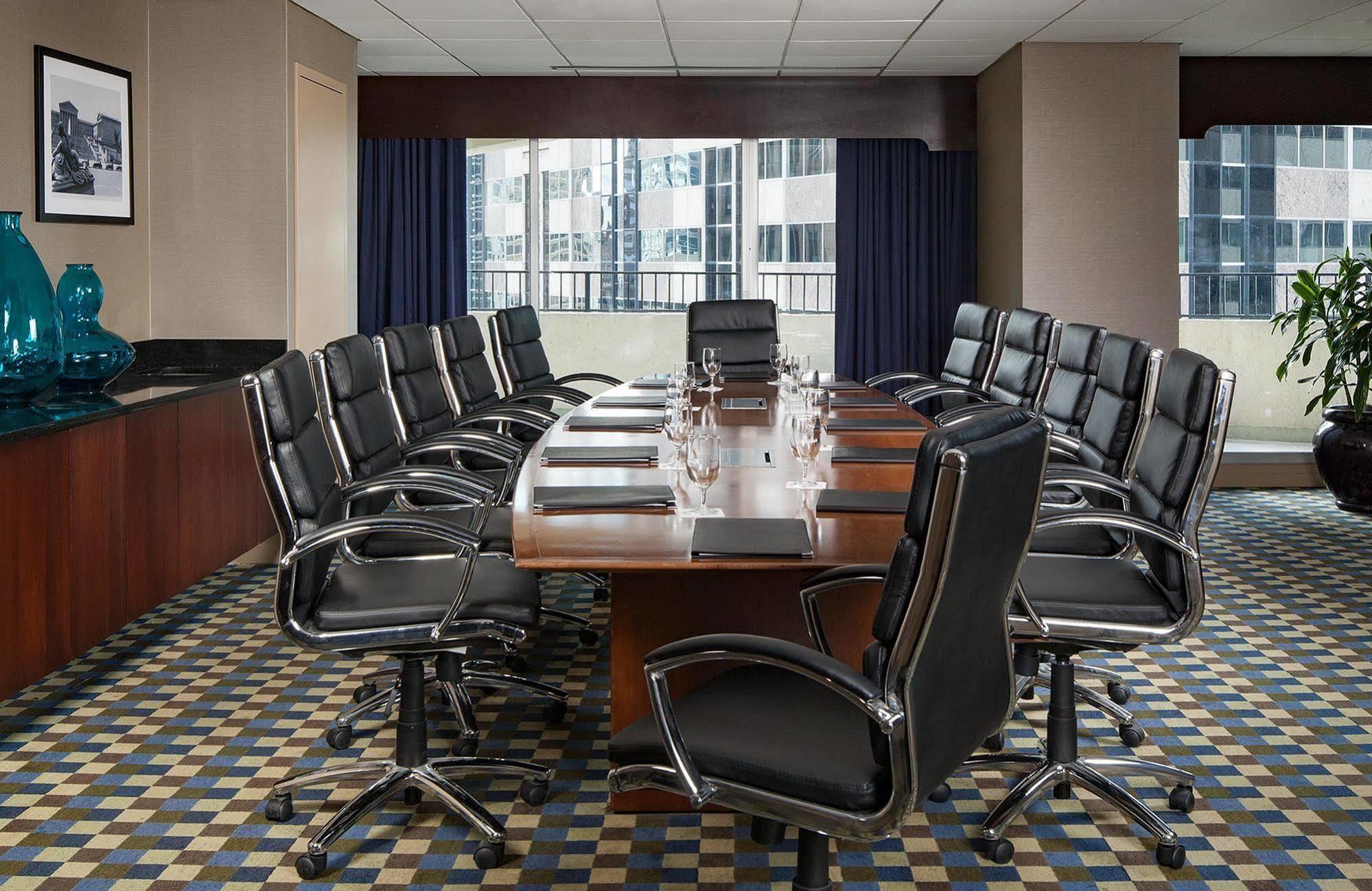 Embassy Suites Philadelphia - Center City 외부 사진